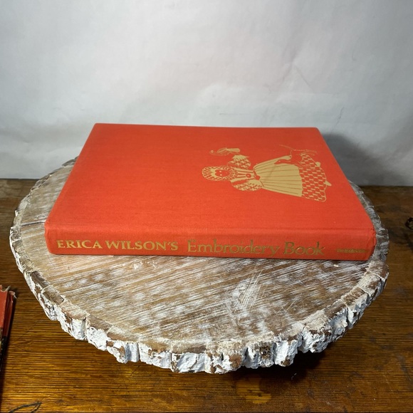 Erica Wilson's embroidery book vintage hardbook - Picture 3 of 14
